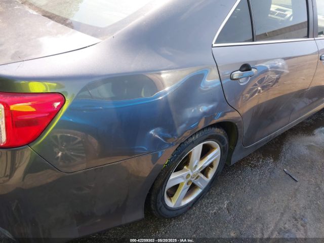 4T1BF1FKXEU432905 Toyota CAMRY SE
