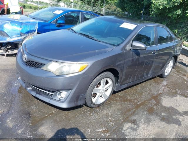 4T1BF1FKXEU432905 Toyota CAMRY SE