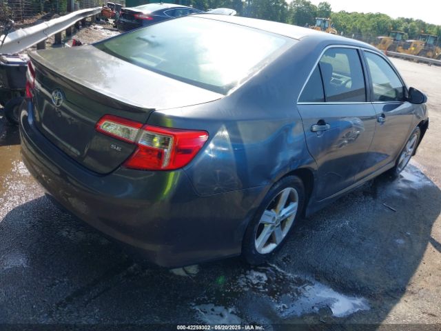 4T1BF1FKXEU432905 Toyota CAMRY SE