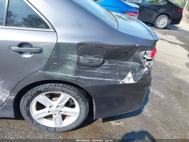 4T1BF1FKXEU432905 Toyota CAMRY SE