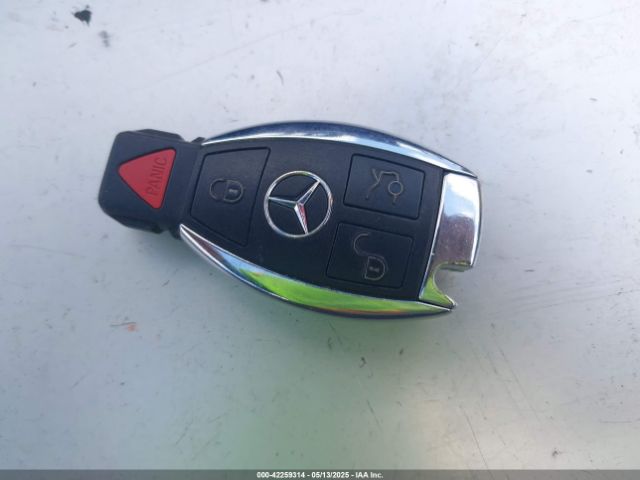 WDDUG8CB3FA137161 Mercedes-Benz S 550