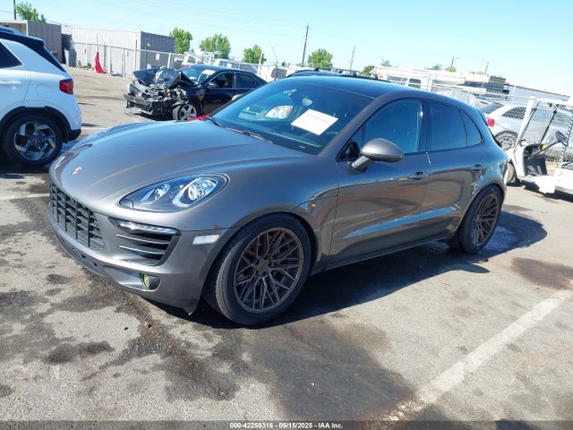 Porsche Macan 2015 WP1AB2A57FLB55185 Image 2