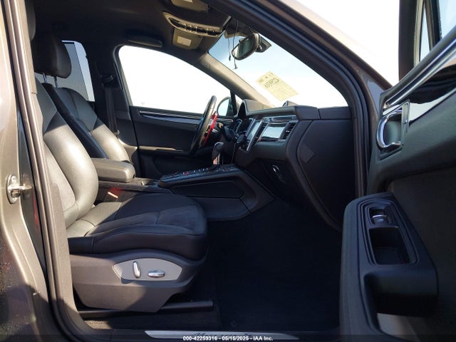 Porsche Macan 2015 WP1AB2A57FLB55185 Image 5