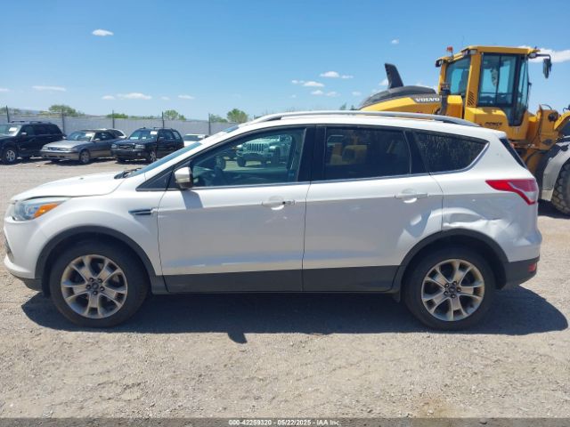 1FMCU9JX5EUE26425 Ford Escape Titanium