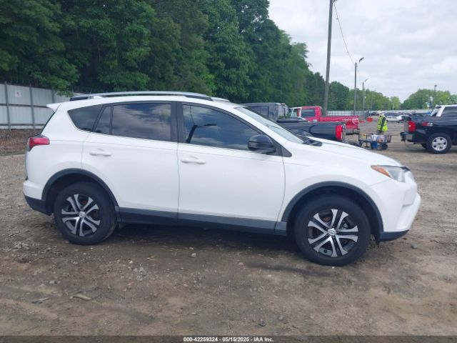 JTMZFREV5HJ132577 Toyota RAV4 LE