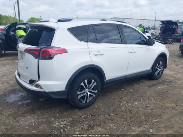 JTMZFREV5HJ132577 Toyota RAV4 LE