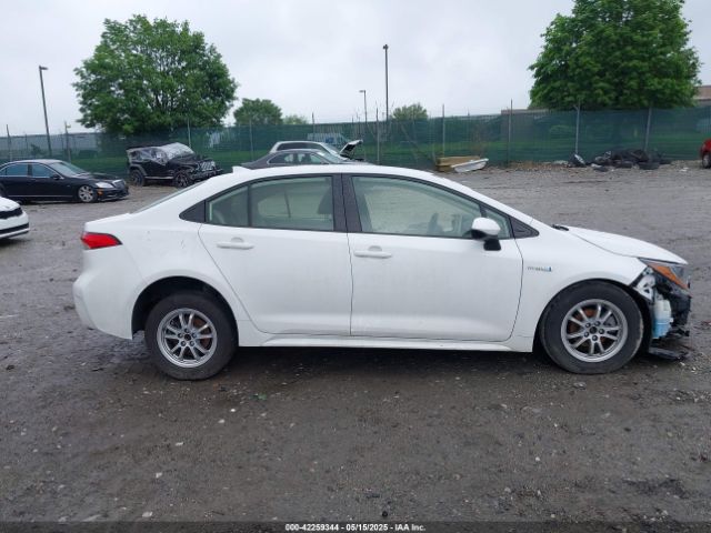 JTDEAMDE7MJ009617 Toyota Corolla Hybrid Le