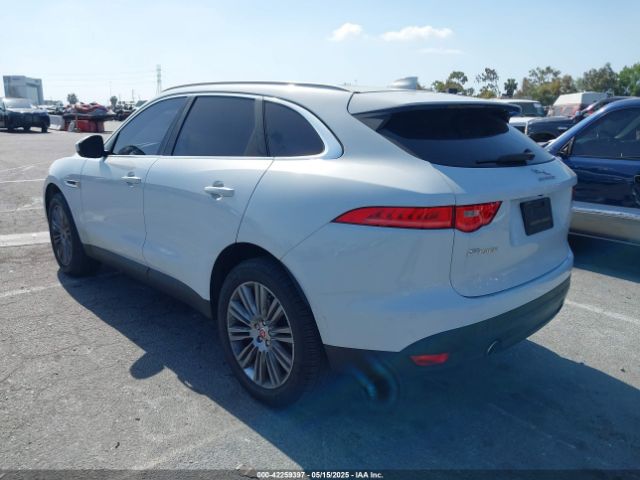2018 JAGUAR F-PACE SADCN2EV5JA241020 Photo 2