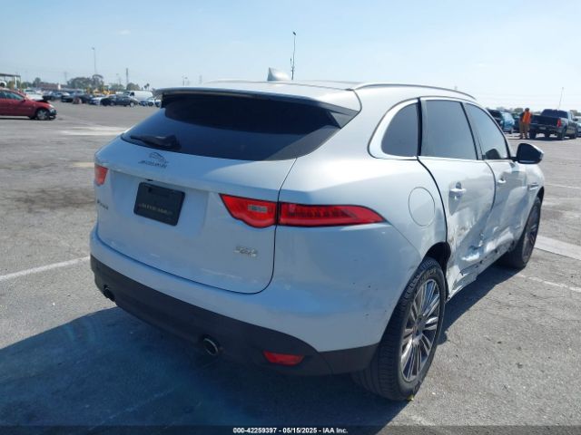 2018 JAGUAR F-PACE SADCN2EV5JA241020 Photo 3