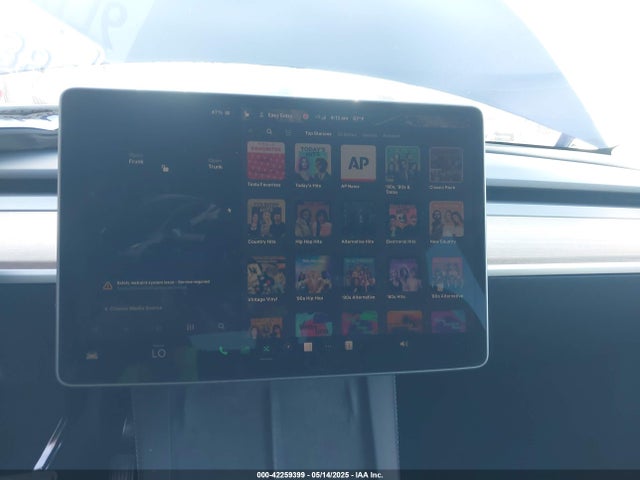 Tesla Model Y 2024 7SAYGDEE2RF005762 Image 18