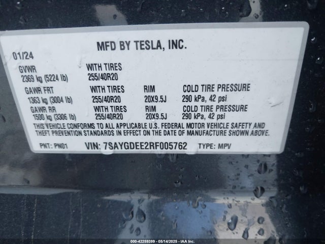 Tesla Model Y 2024 7SAYGDEE2RF005762 Image 9