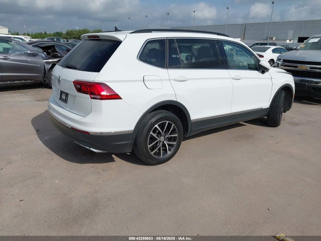 Volkswagen Tiguan 2021 3VV3B7AX7MM065332 Image 4