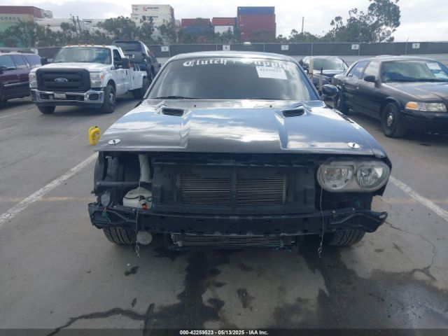 2C3CDYBT3EH185532 Dodge Challenger R/t