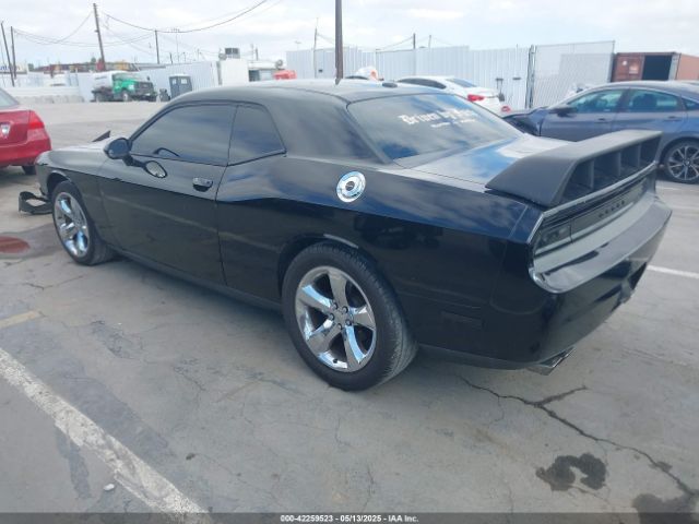 2C3CDYBT3EH185532 Dodge Challenger R/t