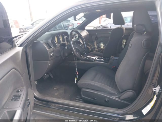 2C3CDYBT3EH185532 Dodge Challenger R/t