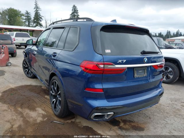 2020 BMW X7 5UXCW2C02L9C85627 Photo 2
