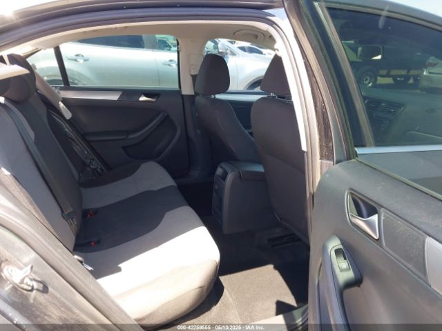 3VW2B7AJ2HM337763 Volkswagen Jetta 1.4t S