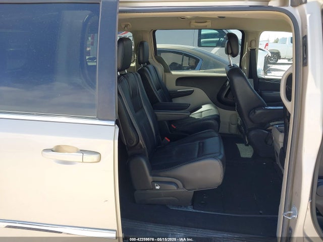 2C4RC1BG4ER359458 Chrysler Town & Country Touring