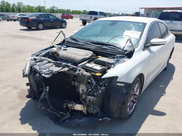 1C3CCCAB1GN159455 Chrysler 200 Limited