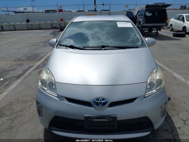 JTDKN3DU0E0381770 Toyota Prius Three