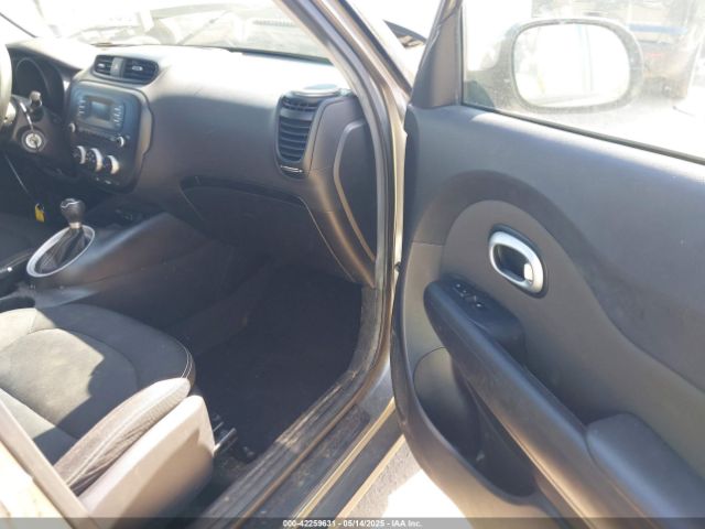 KNDJP3A5XF7149401 KIA SOUL +