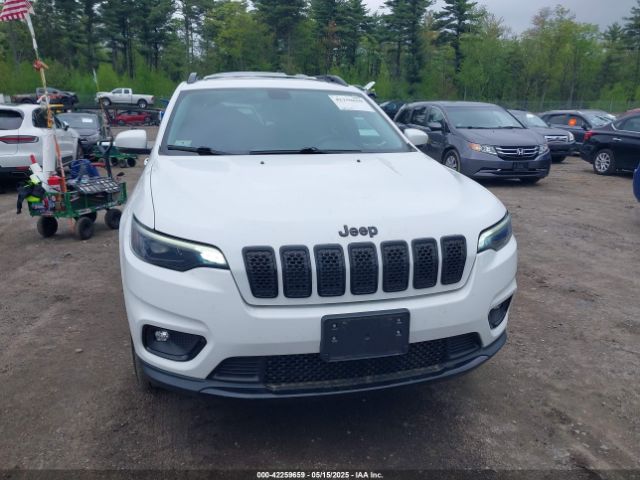 1C4PJMLB8KD320467 Jeep Cherokee Altitude 4x4