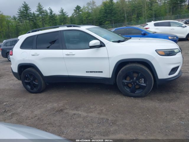 1C4PJMLB8KD320467 Jeep Cherokee Altitude 4x4
