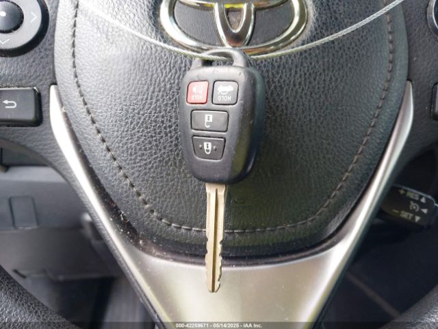 2T1BURHE7EC018770 Toyota COROLLA LE