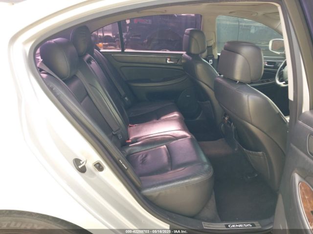 2011 HYUNDAI GENESIS KMHGC4DF3BU140630 Photo 7