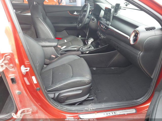 3KPF34AD7ME410270 KIA Forte Gt-line