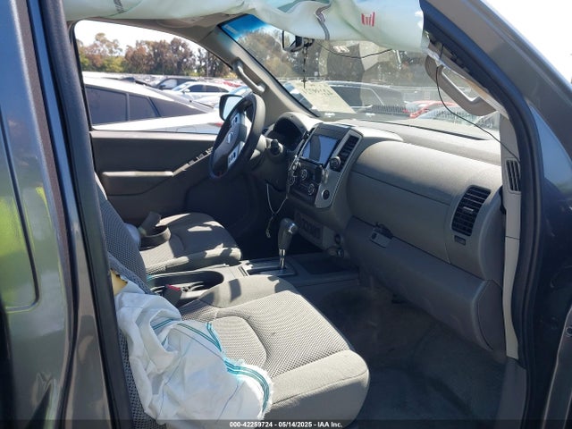 1N6AD0ER4HN718467 Nissan 2017
