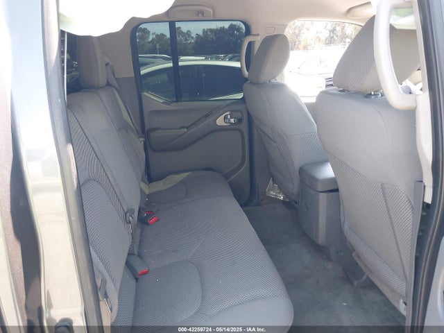 1N6AD0ER4HN718467 Nissan 2017
