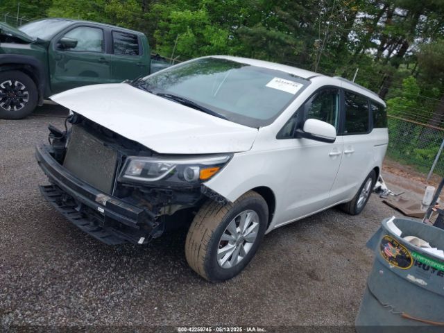 KNDMB5C1XG6164456 KIA SEDONA LX