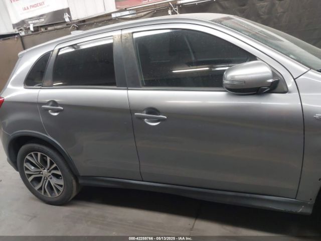 JA4AP3AU4HZ013323 Mitsubishi Outlander Sport 2.0 Es