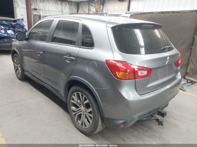 JA4AP3AU4HZ013323 Mitsubishi Outlander Sport 2.0 Es