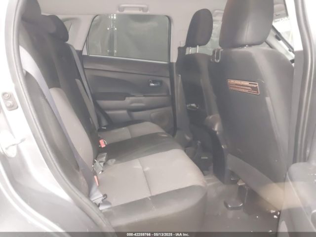 JA4AP3AU4HZ013323 Mitsubishi Outlander Sport 2.0 Es