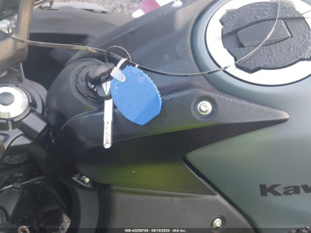 2024 KAWASAKI EX650 ML5EXER11RDAD5039 Photo 10
