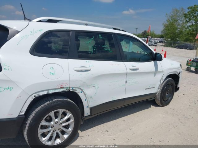 1C4PJMCB1MD171158 Jeep 2021