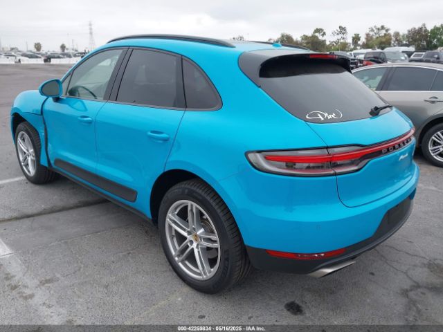 2021 PORSCHE MACAN WP1AA2A51MLB04460 Photo 2