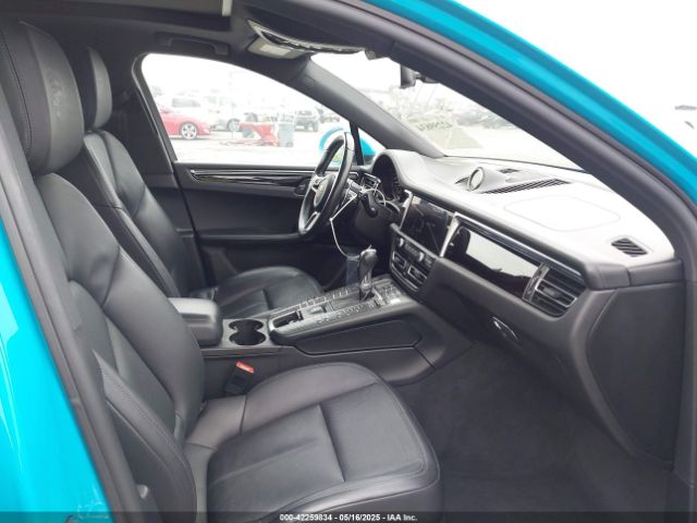 2021 PORSCHE MACAN WP1AA2A51MLB04460 Photo 4