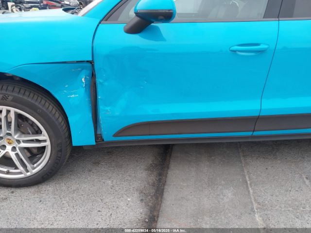 2021 PORSCHE MACAN WP1AA2A51MLB04460 Photo 5