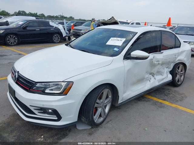 3VW4S7AJXGM359145 Volkswagen 2016