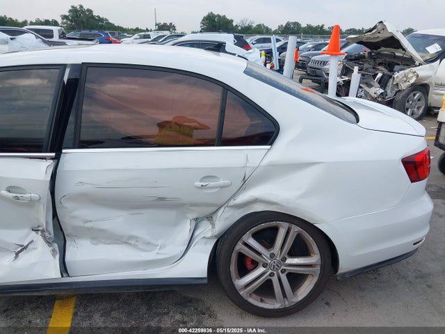 3VW4S7AJXGM359145 Volkswagen 2016
