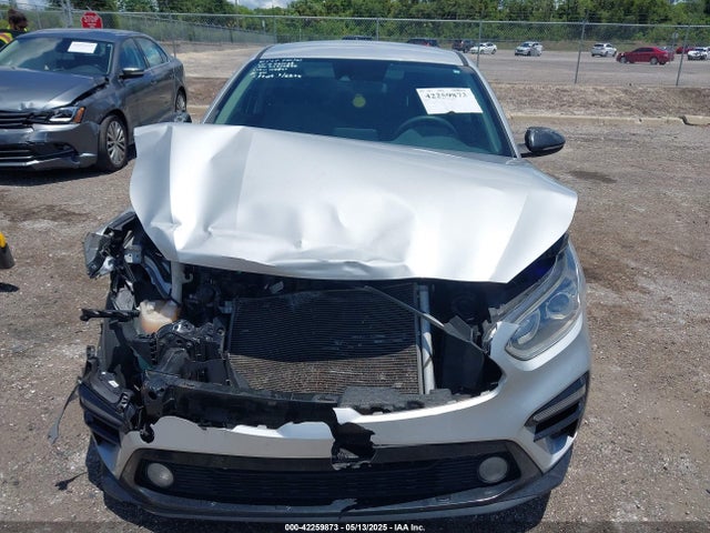 KIA Forte Lxs 2019 3KPF24AD8KE006880 Image 13