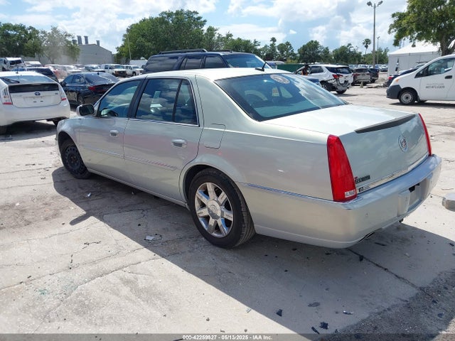 2006 CADILLAC DTS 1G6KD57YX6U130619 Photo 2