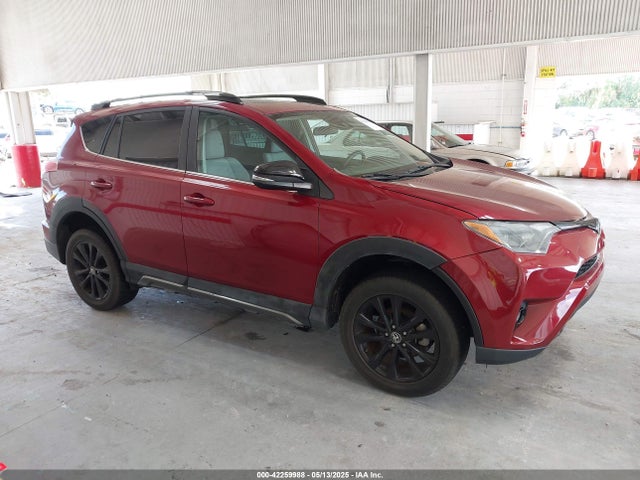 2T3RFREV7JW729012 Toyota Rav4 Adventure