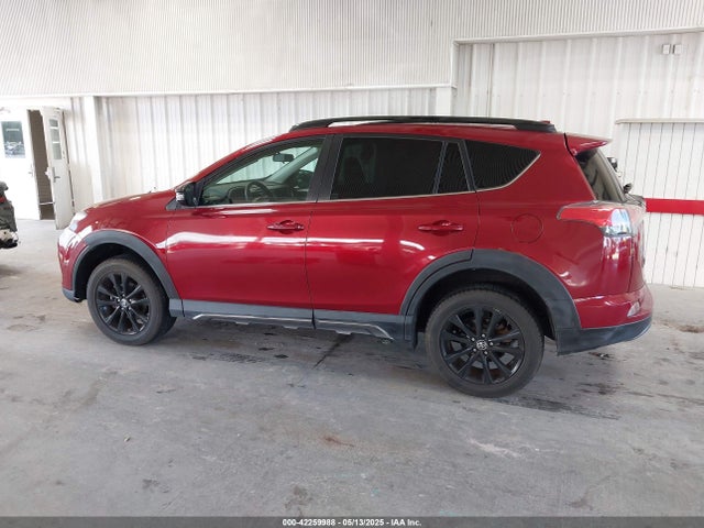 2T3RFREV7JW729012 Toyota Rav4 Adventure