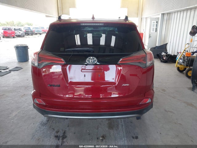 2T3RFREV7JW729012 Toyota Rav4 Adventure
