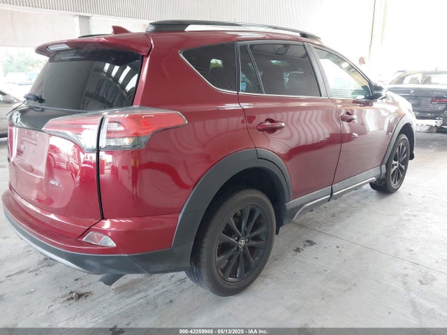 2T3RFREV7JW729012 Toyota Rav4 Adventure