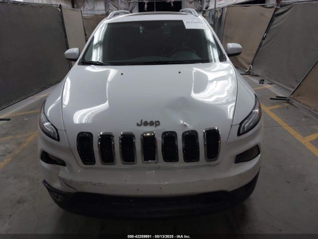 1C4PJLCS2HD233098 Jeep Cherokee Latitude Fwd